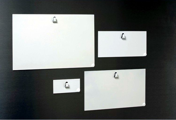 Magnetic picture hooks